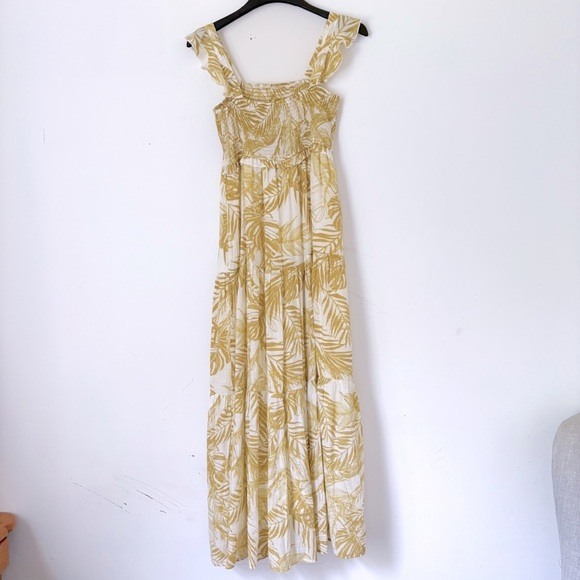 Nanette Lepore Tiered Ruffle Tropical Floral Palm Maxi dress. Size 4 - Picture 4 of 7